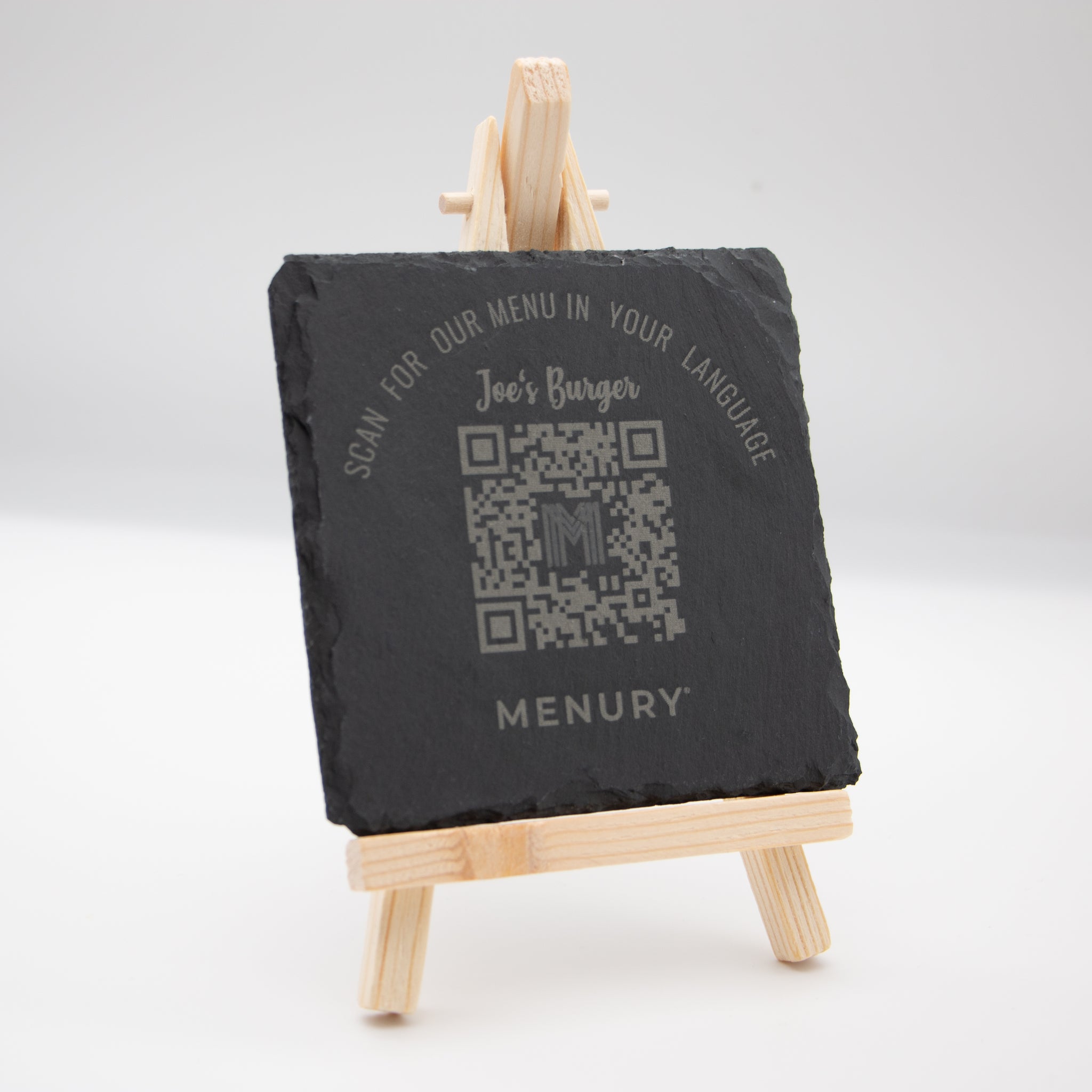 Schiefertafel mit QR-Code